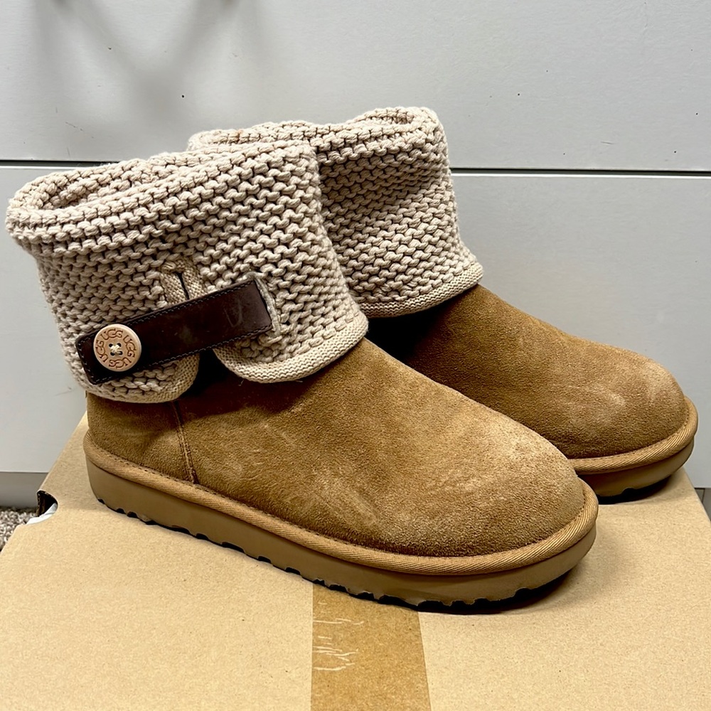 Ugg Shaina Sweater Cuff Bootie - Size 8